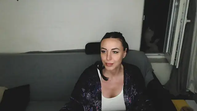 CloveLove Chat XXX in diretta