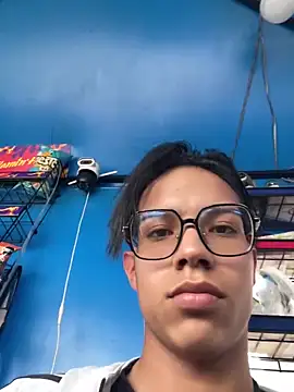 diegoand0911: онлайн-секс-чат