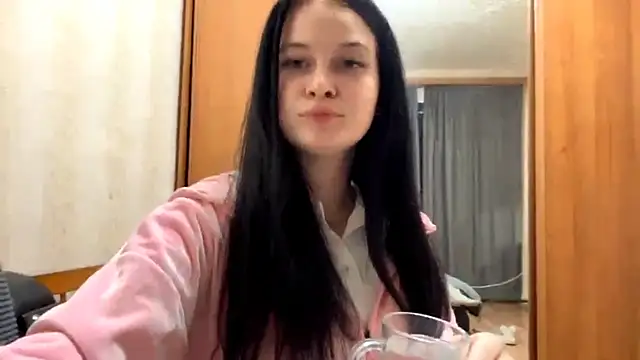 BellaLuxury's Live XXX Chat