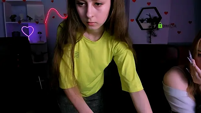 rebecca_smile Adlı Modelin Canlı XXX Sohbeti