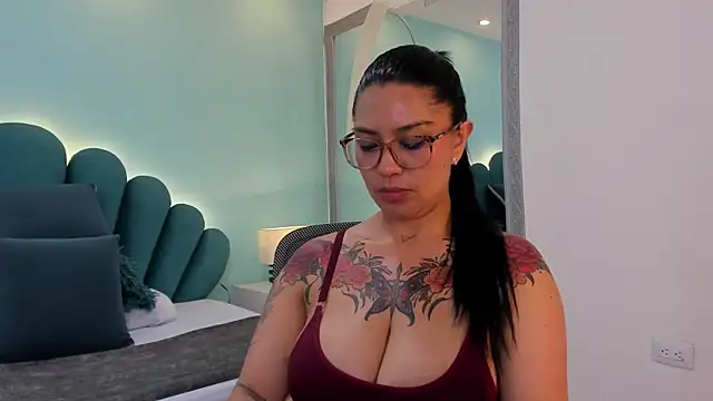 sharlott18 – Live XXX-chat