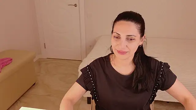 LovelyBeatrice Chat XXX live