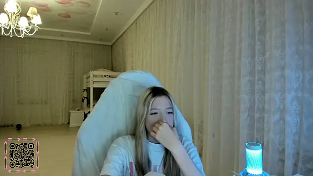 IvyArmbrister Webcam Show