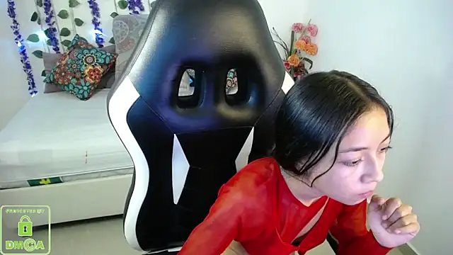 NathaliaSweet_11 Adlı Modelin Canlı XXX Sohbeti