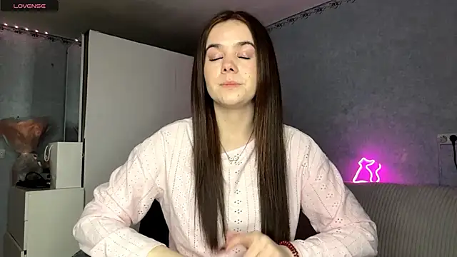 Lia_rise Adlı Modelin Canlı XXX Sohbeti