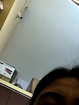 Chat XXX en directo de mini27mimi