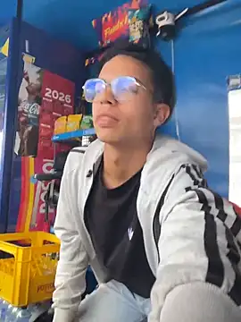 Chat +18 de diegoand0911 ao vivo