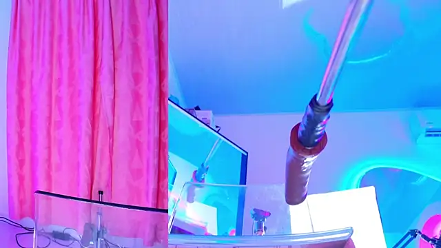 NathaxaLeans Chat XXX in diretta