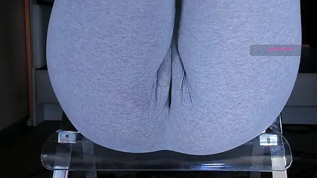 Sembang XXX Secara Langsung Cameltoe_squirt_inPants