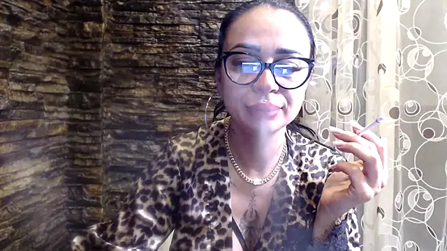 BrianaBloom Adlı Modelin Canlı XXX Sohbeti