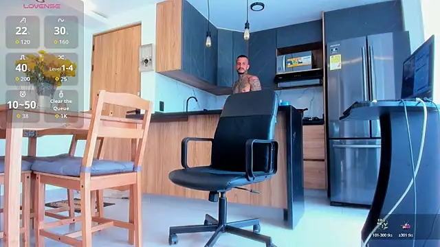 fitnolan Adlı Modelin Web Kamerası Şovu