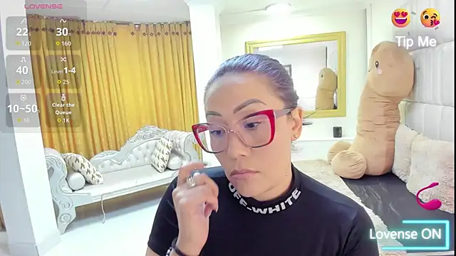 Chat +18 de gaby_trent ao vivo