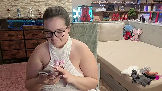 Kimberly-Caprice Live XXX-Chat