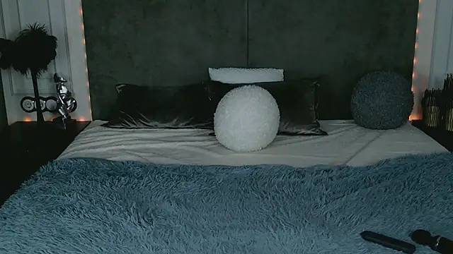 mmm__yes' Live XXX Chat