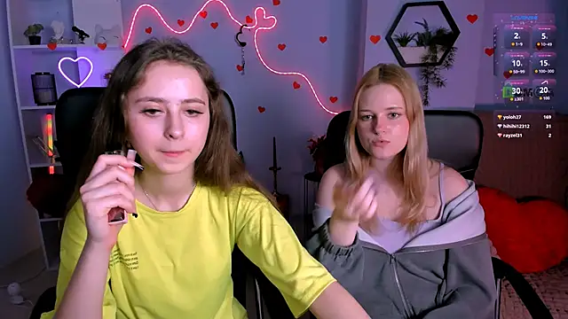 Chat +18 de rebecca_smile ao vivo