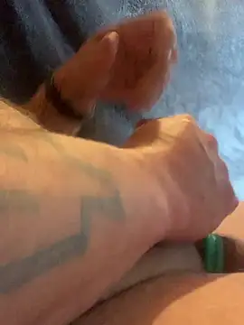 Ldnick69's Live XXX Chat