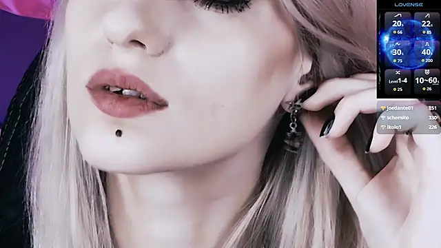 แชท XXX สดของ Noah_ElmerX