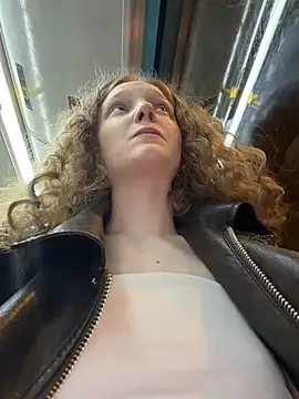 outside_rosy: онлайн-секс-чат