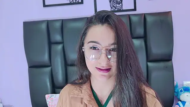 دردشة im-eliza الجنسية المباشرة