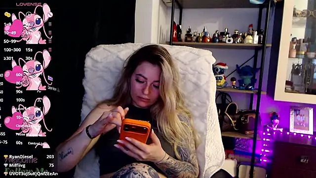 Rania_Stitch's Live XXX Chat