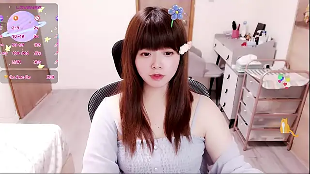 a0513's Live XXX Chat