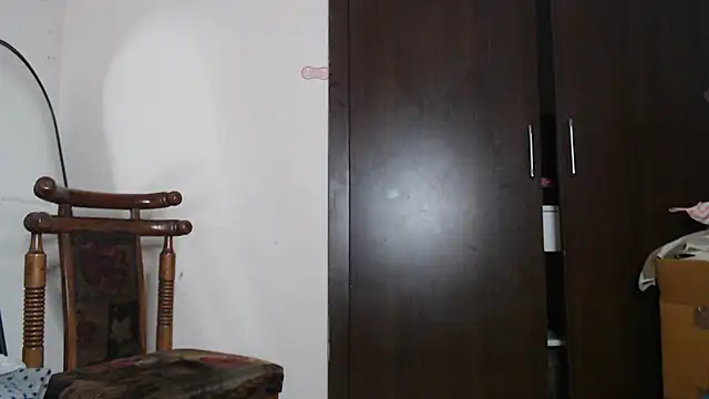 Chat XXX ao vivo de Virgin_Aisha