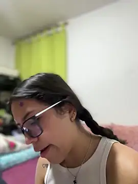 Mila_Morgan Chat XXX live