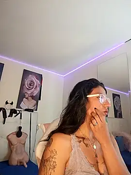 SamathaMay Chat XXX live