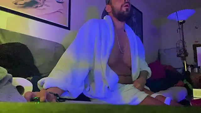 Guyst049 Webcam-Show