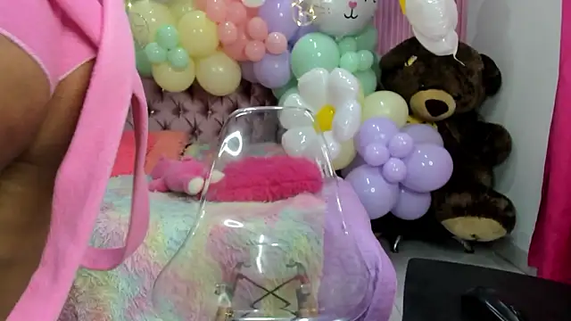 Mindy_19のウェブカメラショー