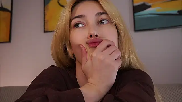 AngelicRice élő XXX-chatje