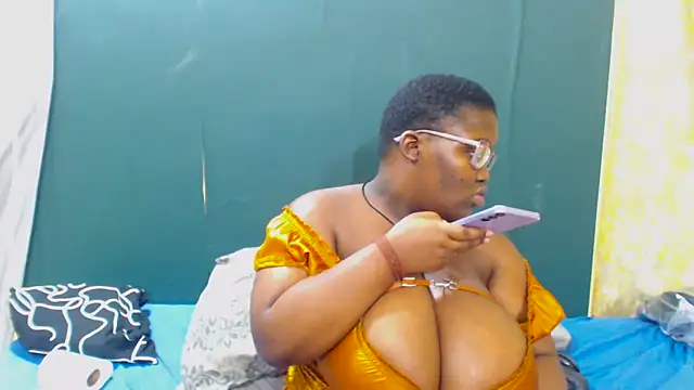 Damm_Bobbies' Live XXX Chat