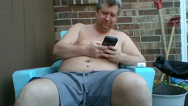 Single_White_Male's Live XXX Chat