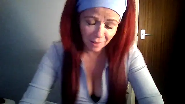 Forbidden-Irish-x Live XXX-Chat