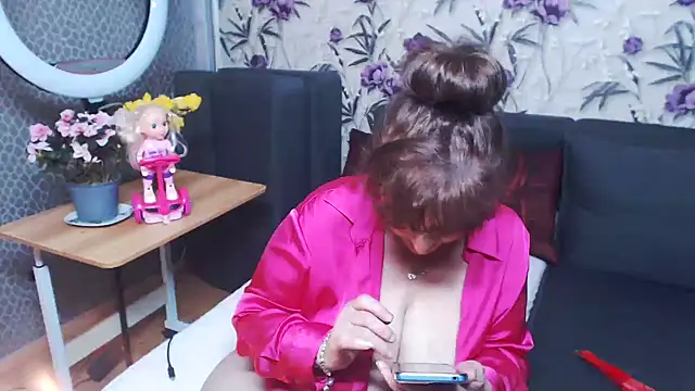 cutewoman67のライブXXXチャット