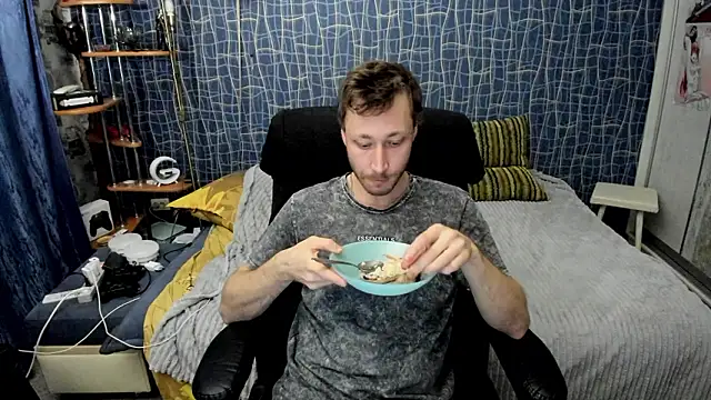 CuteBoy228 网络视讯表演