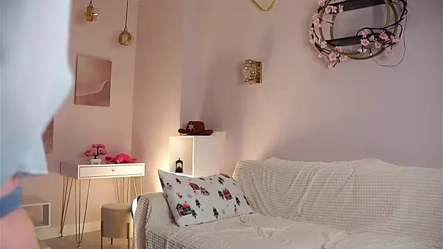 SunnivaCovil Chat XXX in diretta