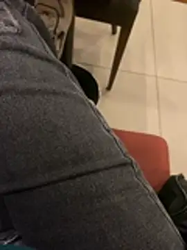 Živý XXX chat mysterious_girls