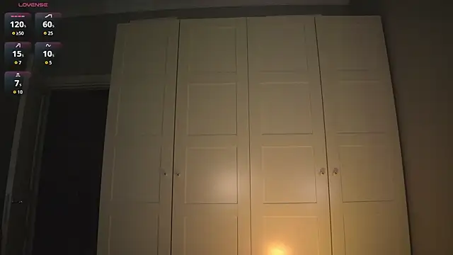 -JuicyMolly- Live XXX-chat