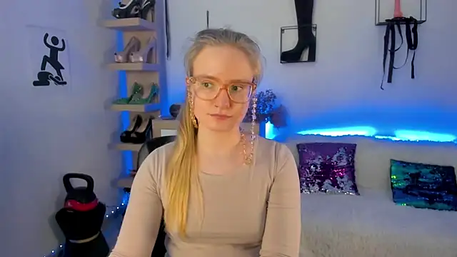 Chatroom XXX en direct de NancyHottie