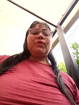 Dirty-Momm-Divorced-Hot: онлайн-секс-чат