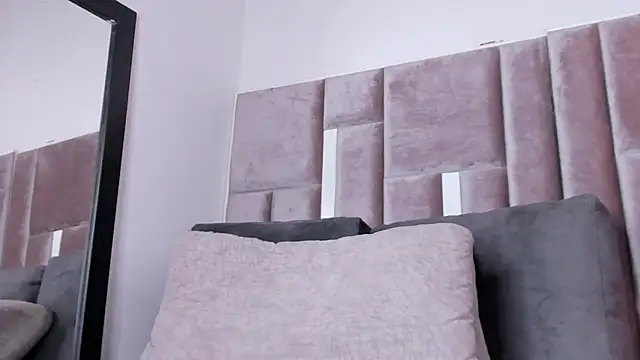 Nia_Bunny live XXX chat