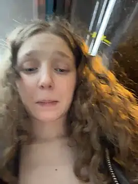 outside_rosy Chat XXX in diretta