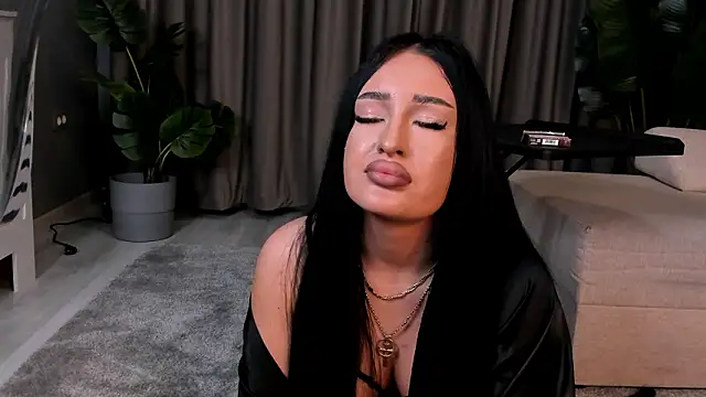 EmeraldKat Live XXX Chat