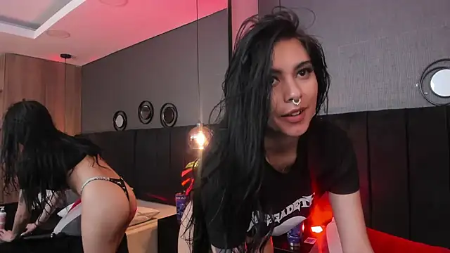 Chat +18 de DAKOTA_BLAZE__ ao vivo