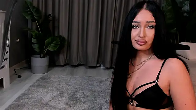 EmeraldKat's Live XXX Chat