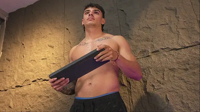 joseph_boy 即時 XXX 聊天