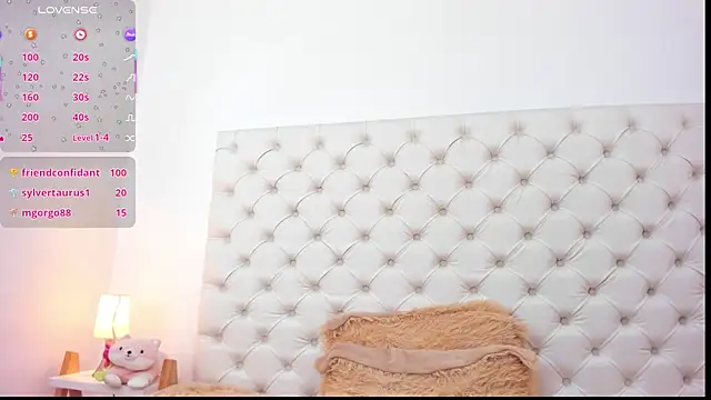 esmeralda06のライブXXXチャット