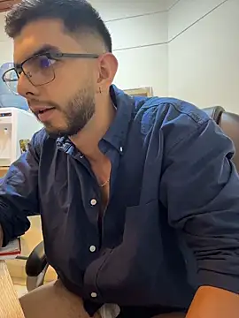 Milosky000 Adlı Modelin Web Kamerası Şovu