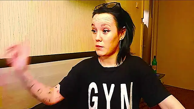 JennyRass Chat XXX in diretta